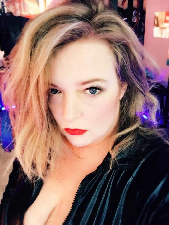 LeicesterMistress — 1 / 18