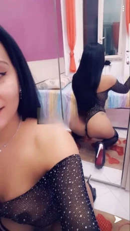 Luana Fernandes — 8 / 12