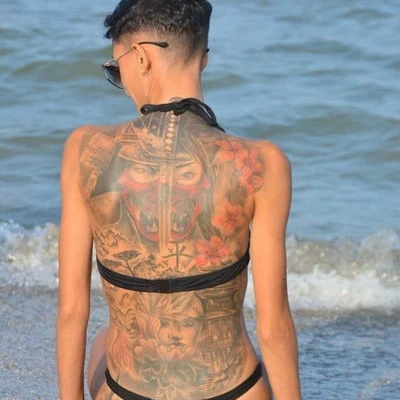 TATTOO - GIRL RIANNA 25J. 100% ORIGINAL, Escort, Schwerin