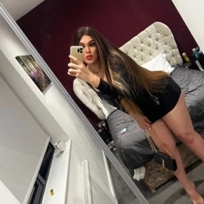 Agatha Moreira, Escort, Paris