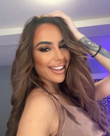 Deutsche Sharon — 3 / 4