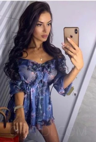 Melissa — 2 / 5