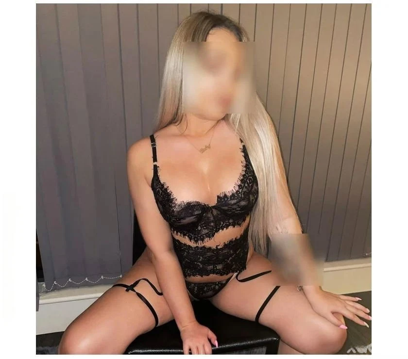 Escort Party Nur Escort — 3 / 5