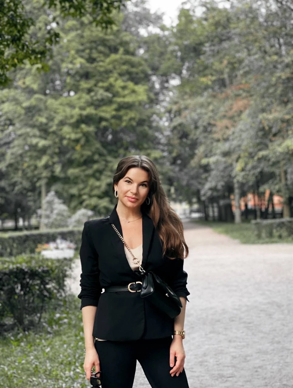 Alina — 4 / 6