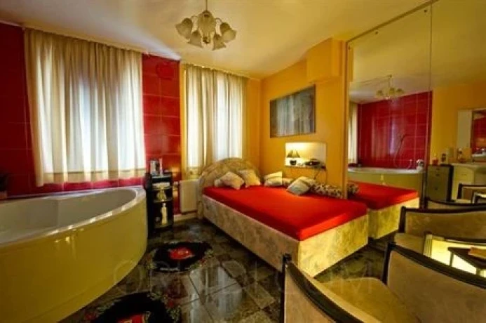 Kleines Laufhaus — 7 / 20