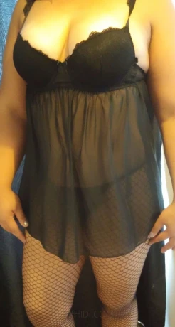 SEXYBUSTYGIRL — 11 / 12