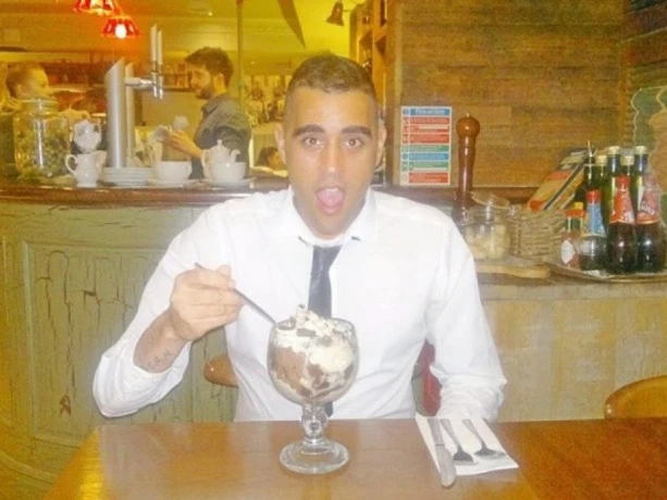 Dale Bradford — 10 / 12