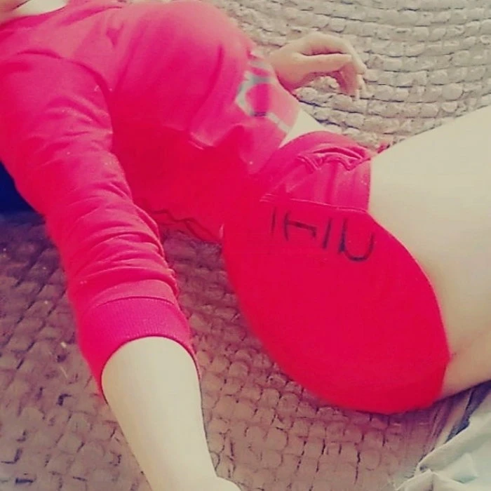 Ilona — 2 / 3