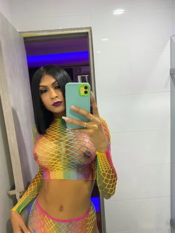 Ts Amanda4 — 3 / 6