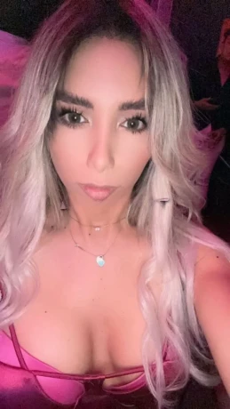 Human Barbie — 11 / 12