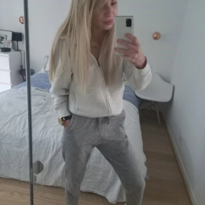 Erika, Escort, Paris