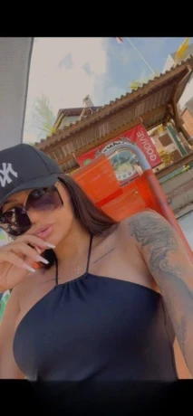 Bianca Andrade — 5 / 12