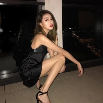 Clover, Escort, Klang