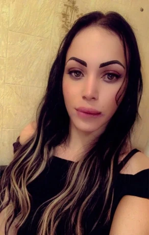 Evelin Kisses — 11 / 12