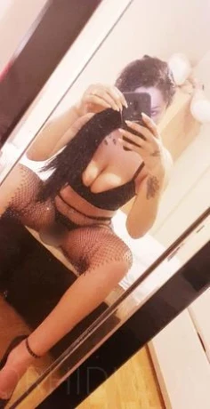 Dora — 8 / 9