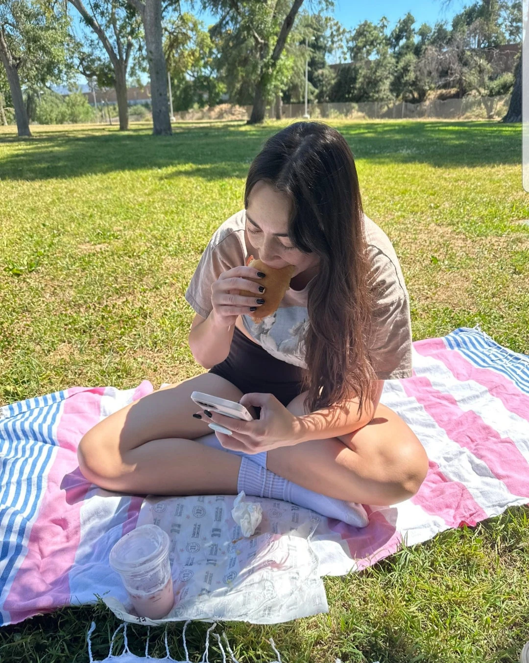 Josiane — 3 / 4