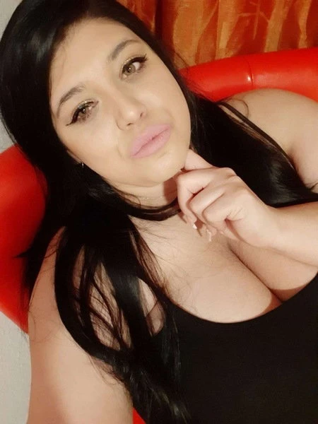 Pamela231 — 2 / 5