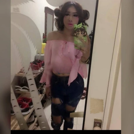 Thais Transsexual — 1 / 3