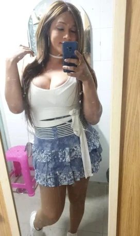 The Queen Valeria Ts Original 100 23x12 Real — 7 / 23