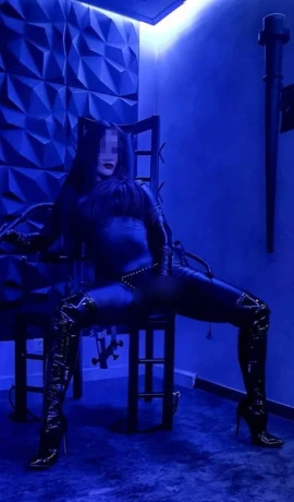 Lady Katja — 3 / 6