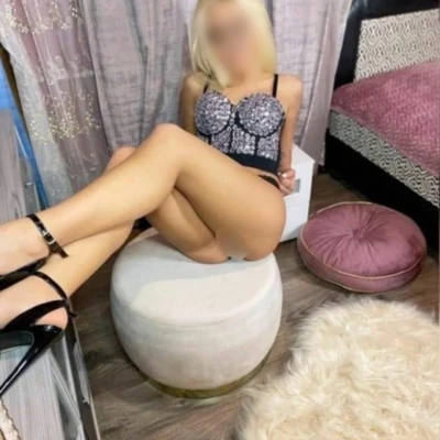 Ts Julia 1, Escort, Stuttgart