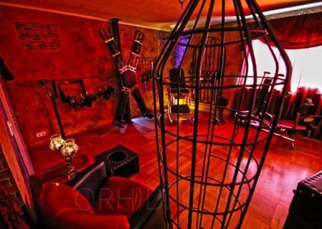 Heaven&Hell Domina Erotikhaus — 5 / 23