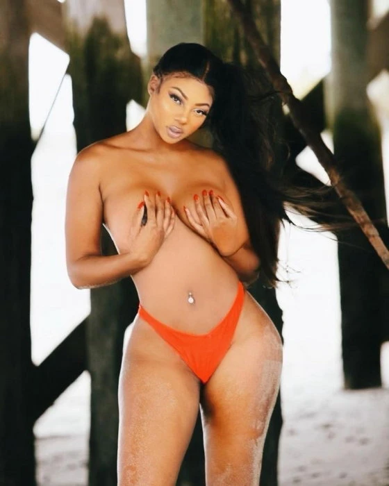 Taylor Love, Escort, Vienna