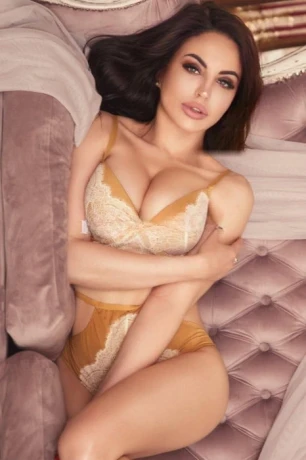 Melanie Incall — 3 / 5