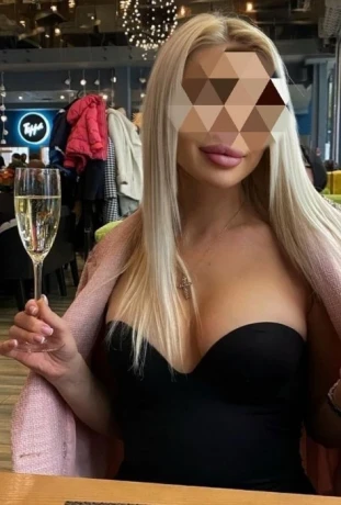 Michelle Deluxe — 5 / 6