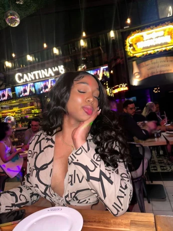 Sexy Chocolate — 3 / 12