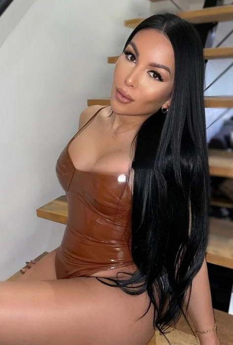 Ts Jimena — 2 / 8