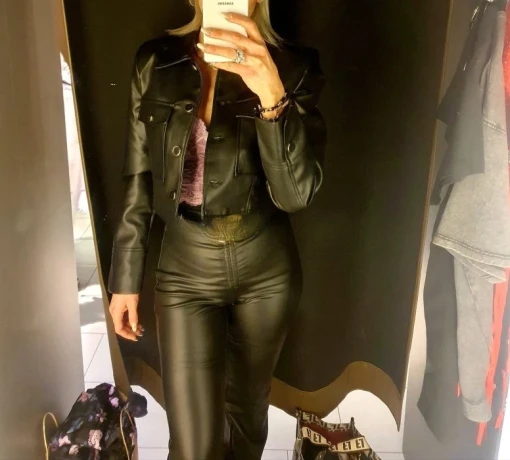 Ariana Raissa — 5 / 8