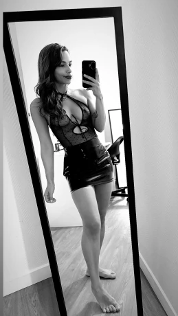 Sophie Angel — 4 / 16