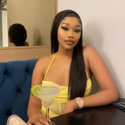 Moye, Escort, Abu Dhabi