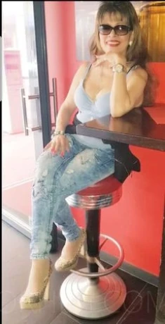 Marissa - NEU! - Massage — 10 / 15