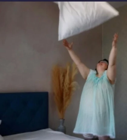 Mollige Und Heisse Jasmin — 7 / 9