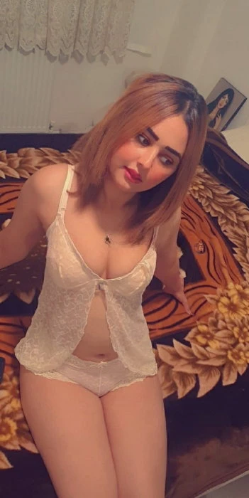 Solyn, Escort, Dubai