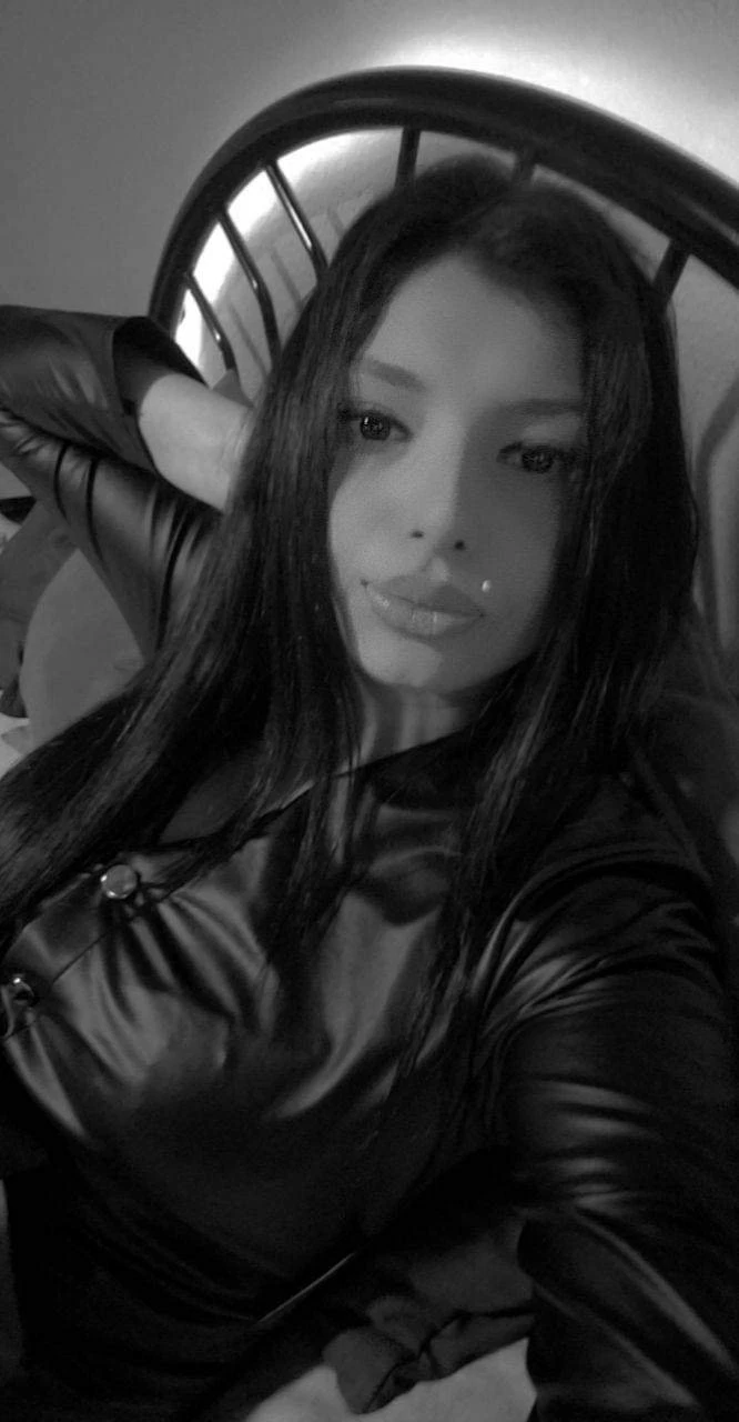 Lara233, Escort, Berlin