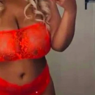 Busty Lizzy, Escort, Istanbul