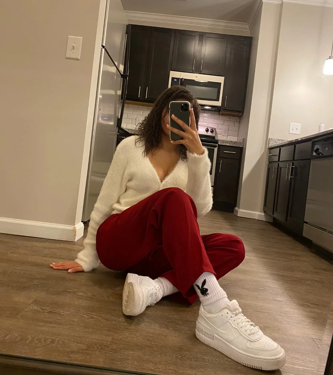 Emmaclara — 3 / 5