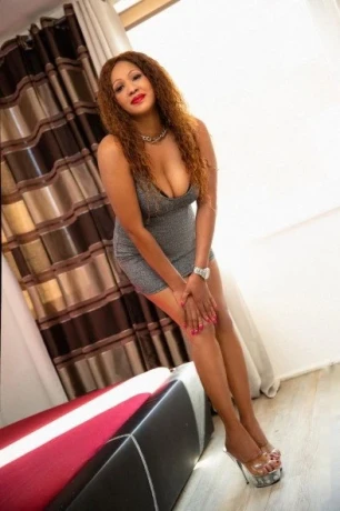 Sara Latina1 — 2 / 4