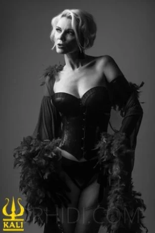CONTESSA KALI — 4 / 18