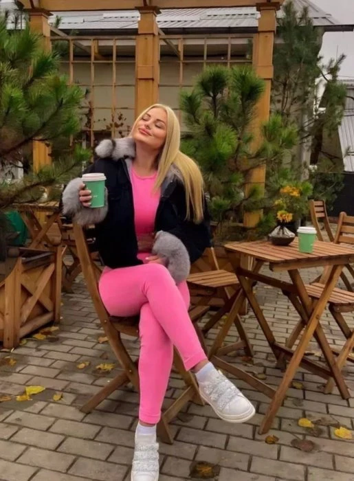 Sabrina — 4 / 5