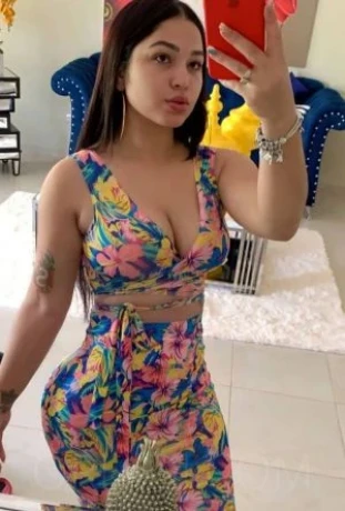 Aurelie — 3 / 5