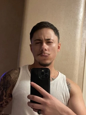 Transboy Stefan — 6 / 12