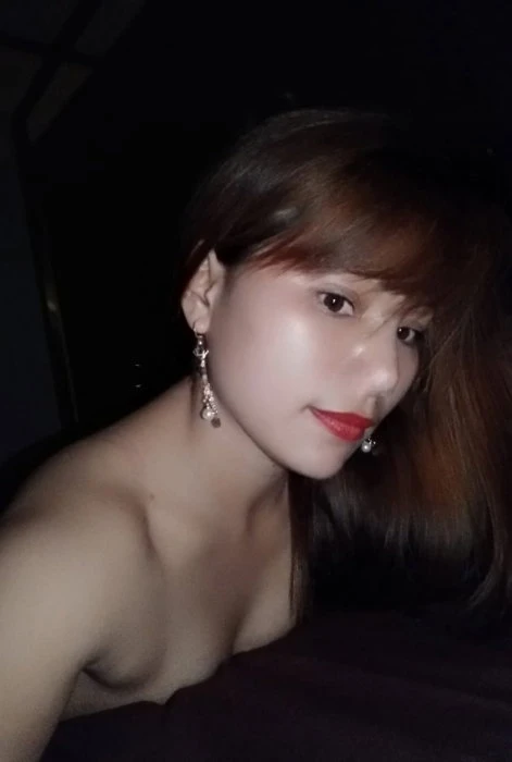 May, Escort, Cebuano