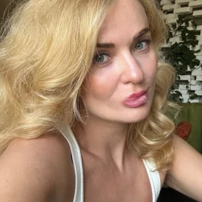 Meri, Escort, Berlin