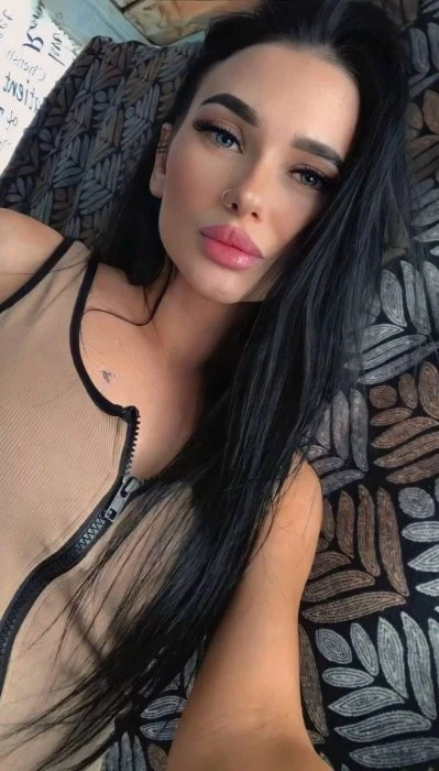 Kristina — 3 / 9