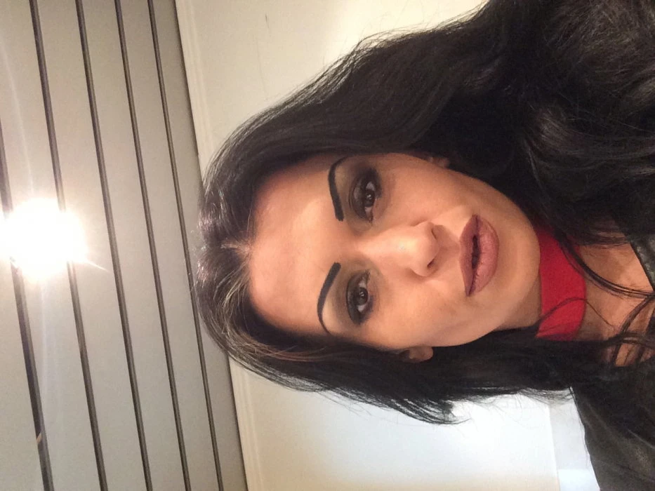 Sara-Sara, Escort, Koln
