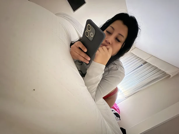 Victoria Rodriguez — 3 / 4